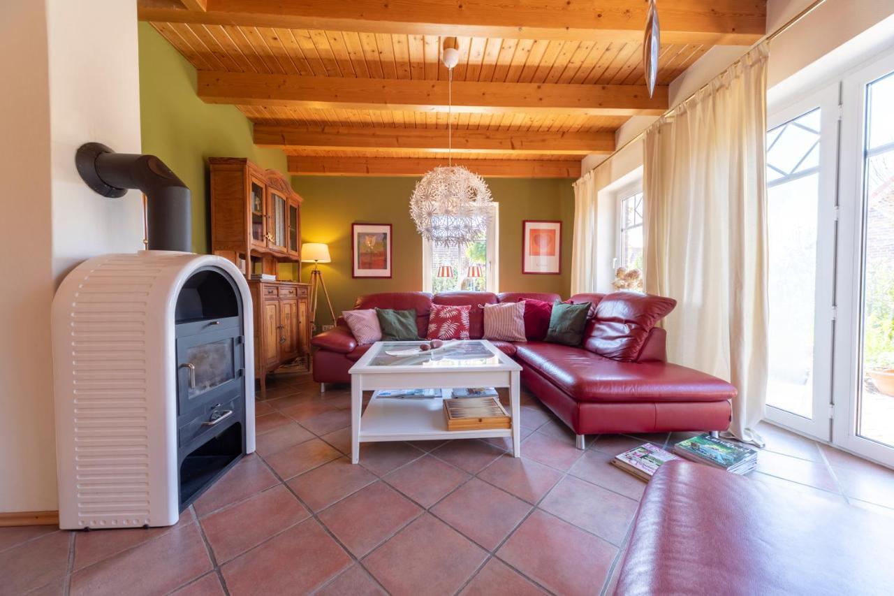 Ferienhaus Zaunkoenig Eversmeer エクステリア 写真